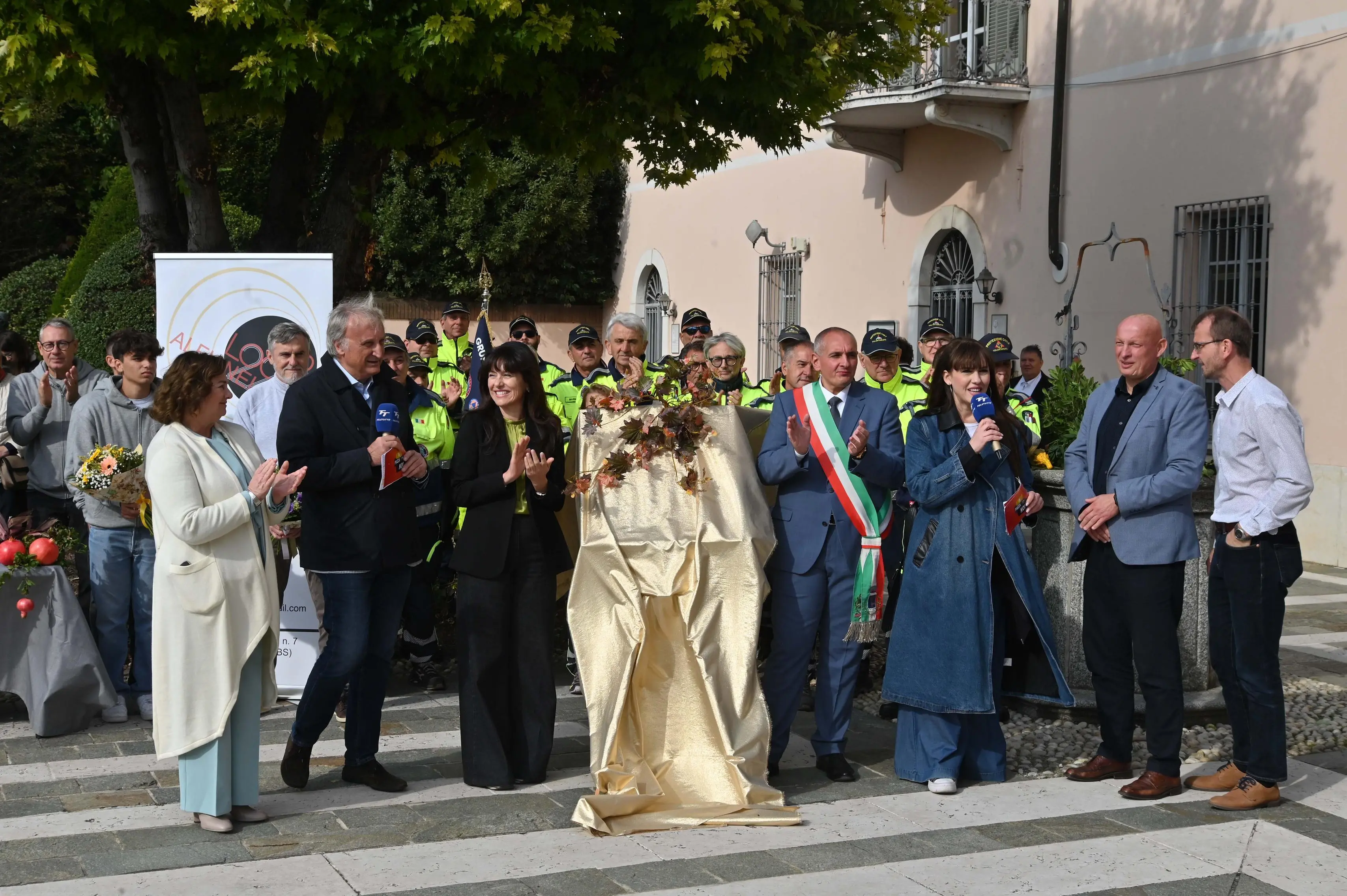 ALFIANELLO IN PIAZZA CON NOI  REDAZIONE PROVINCIA 19-10-2025  GABRIELE STRADA NEW EDEN GROUP 
