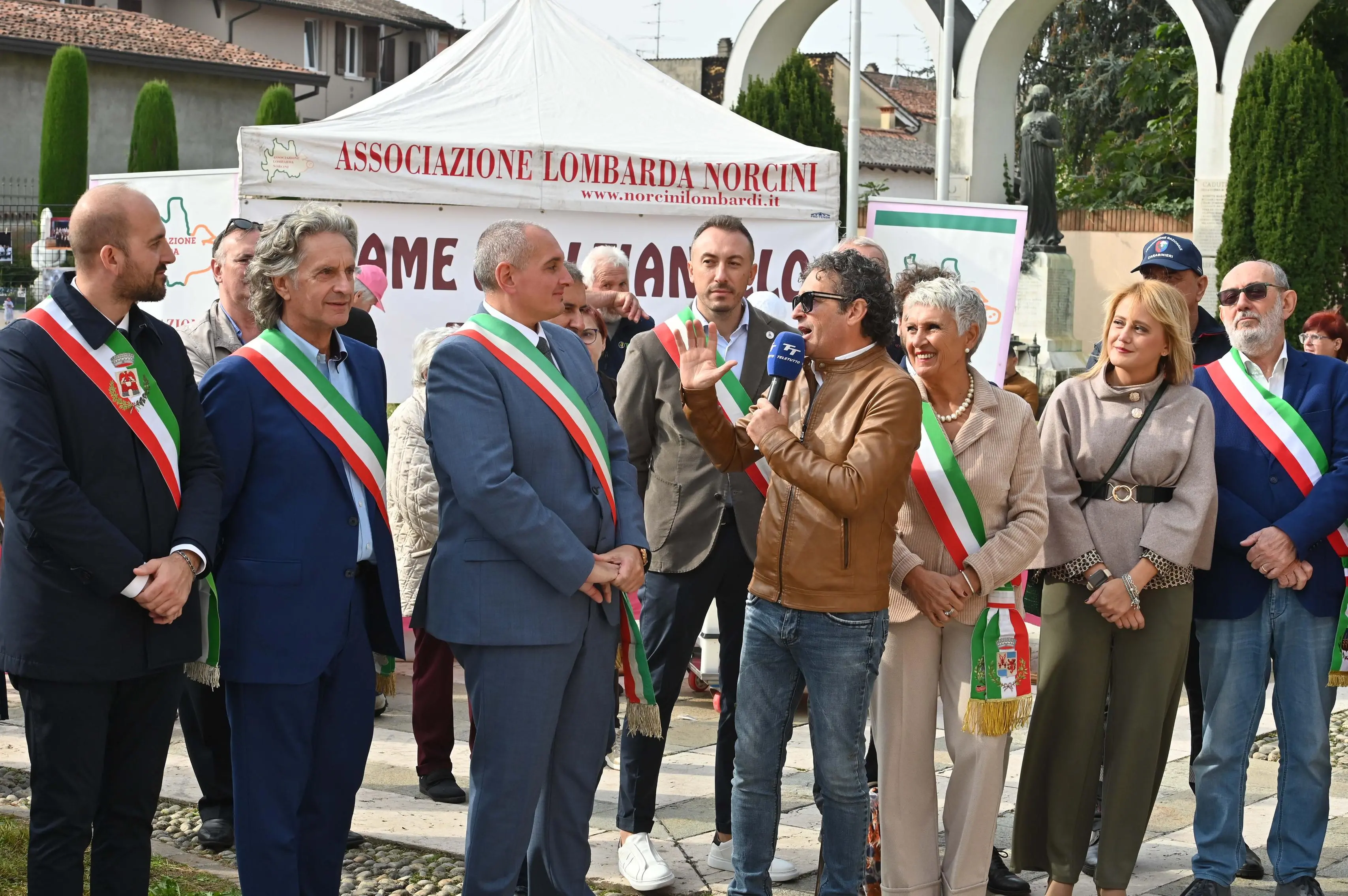 ALFIANELLO IN PIAZZA CON NOI  REDAZIONE PROVINCIA 19-10-2025  GABRIELE STRADA NEW EDEN GROUP 