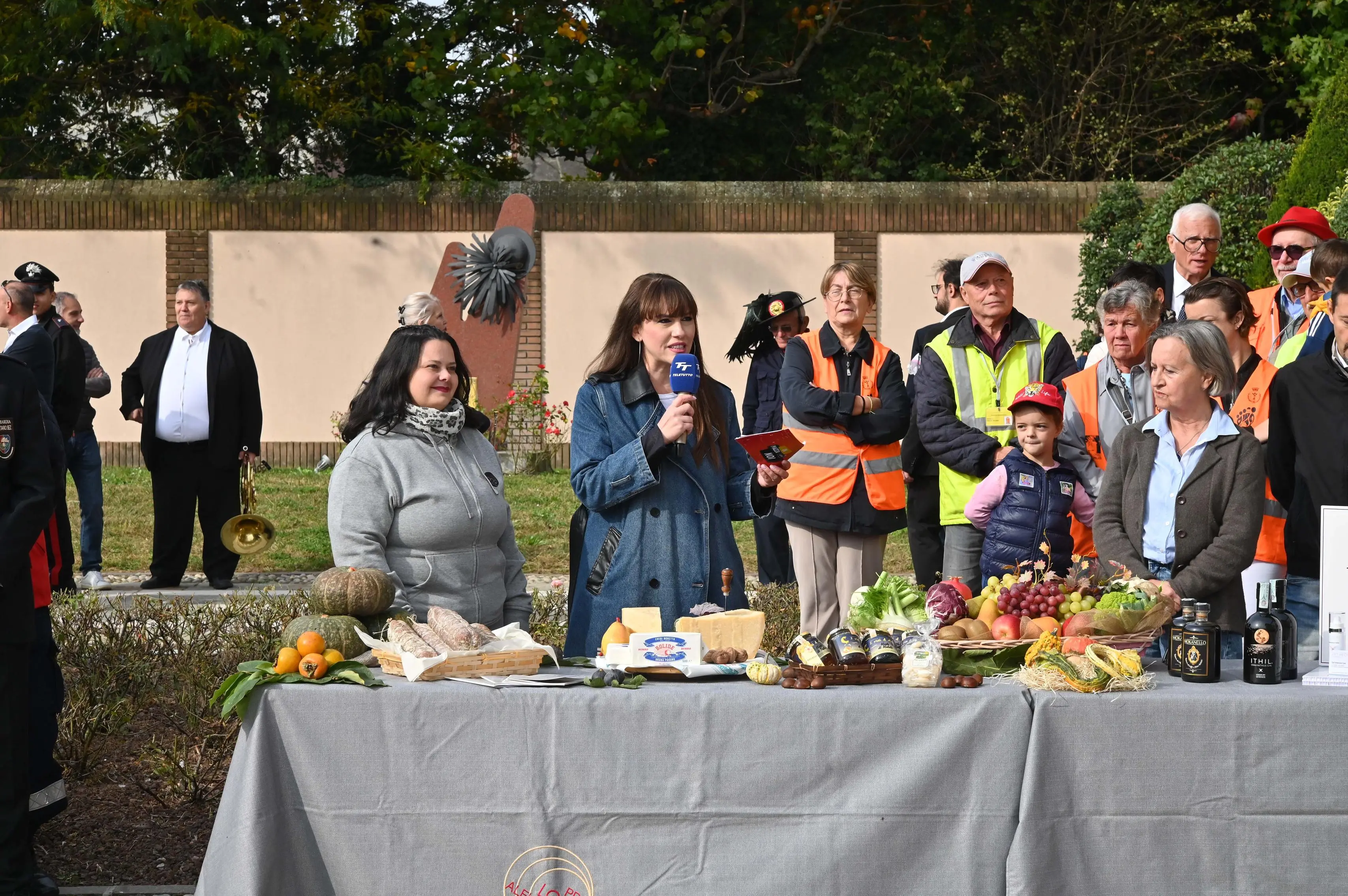 ALFIANELLO IN PIAZZA CON NOI  REDAZIONE PROVINCIA 19-10-2025  GABRIELE STRADA NEW EDEN GROUP 