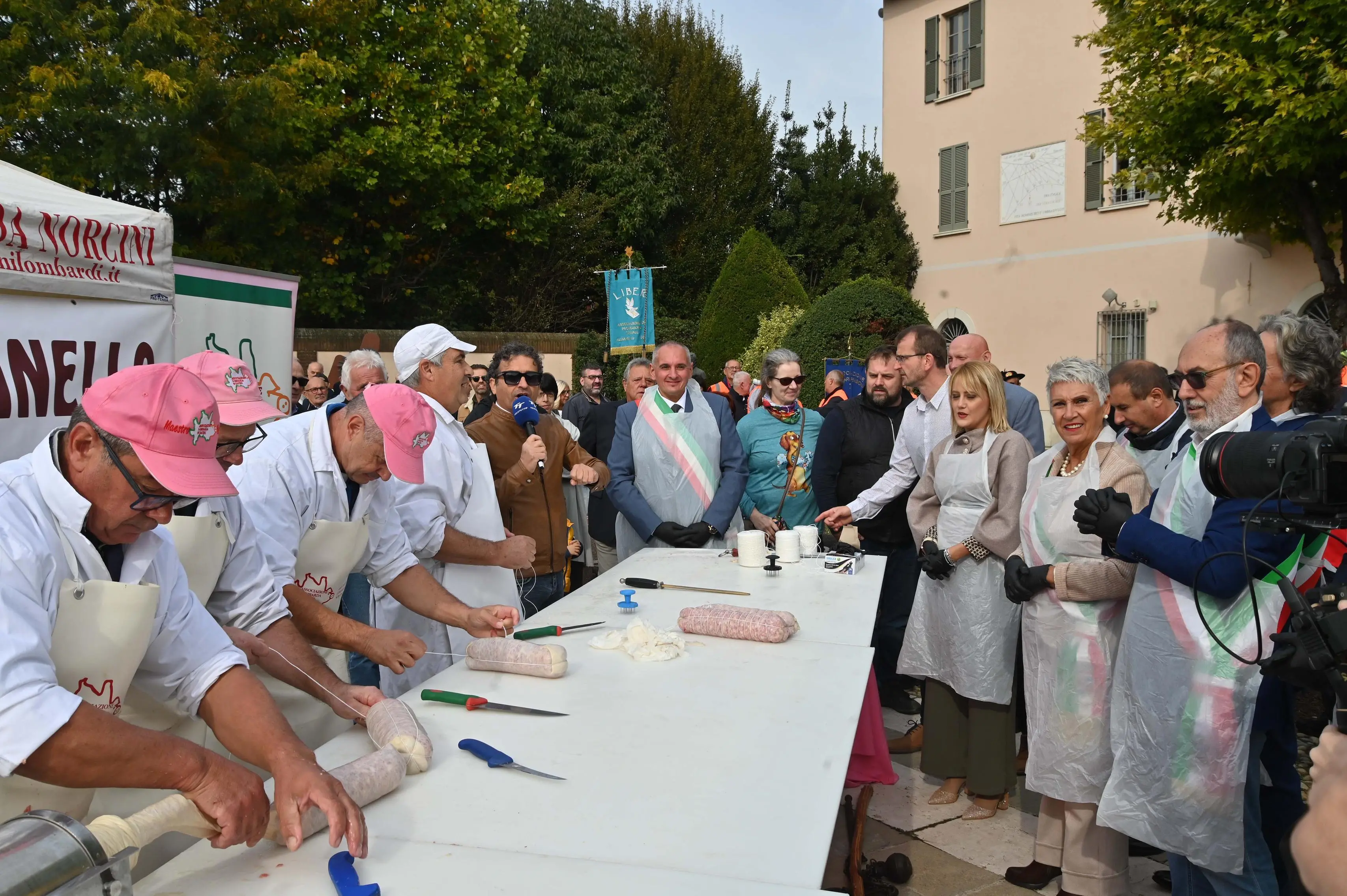 ALFIANELLO IN PIAZZA CON NOI  REDAZIONE PROVINCIA 19-10-2025  GABRIELE STRADA NEW EDEN GROUP 