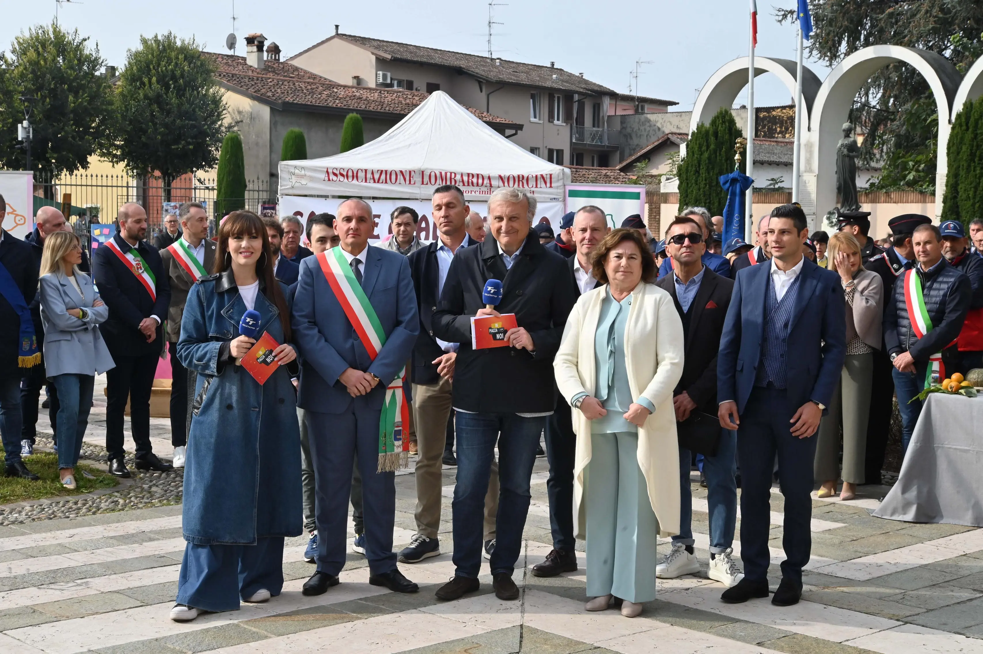 ALFIANELLO IN PIAZZA CON NOI  REDAZIONE PROVINCIA 19-10-2025  GABRIELE STRADA NEW EDEN GROUP 