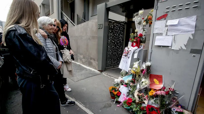 Fiaccolata per Pamela Genini nel quartiere Gorla a Milano, 19 ottobre 2025. ANSA/MOURAD BALTI TOUATI