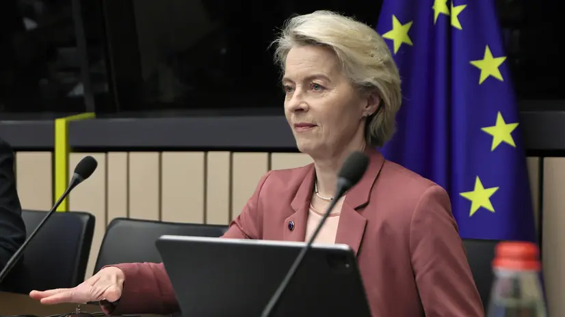 epa12469708 European Commission President Ursula von der Leyen attends a meeting of the European Commission (EC) at the European Parliament in Strasbourg, France, 21 October 2025. EP's current plenary session runs from 20 to 23 October 2025. EPA/RONALD WITTEK