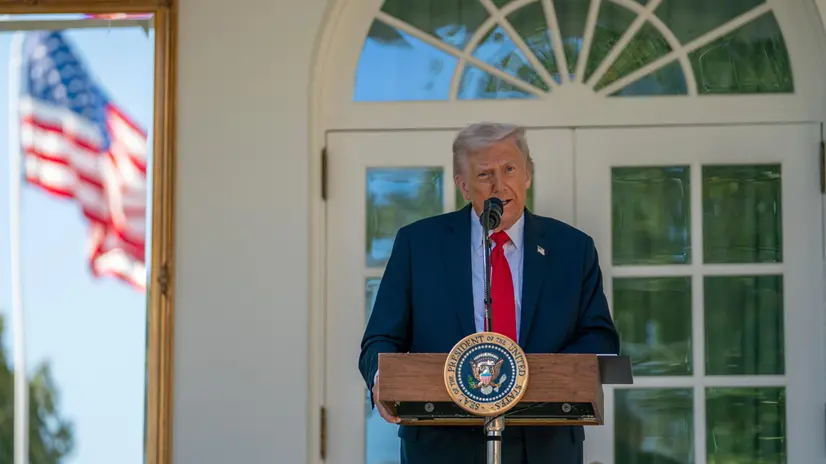 epa12470611 US President Donald J. Trump speaks during a lunch with Republican Senators in the Rose Garden of the White House in Washington, DC, USA, 21 October 2025. Influential conservative groups are pushing Republicans to demand steep concessions from Democrats in exchange for extending health care subsidies, a move that risks prolonging a US government shutdown now in its 21st day. EPA/ALLISON ROBBERT / POOL
