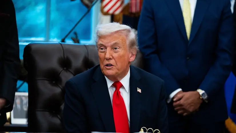 epa12471553 US President Donald Trump speaks during a Diwali celebration in the Oval Office of the White House in Washington, DC, USA, 21 October 2025. EPA/ALLISON ROBBERT / POOL