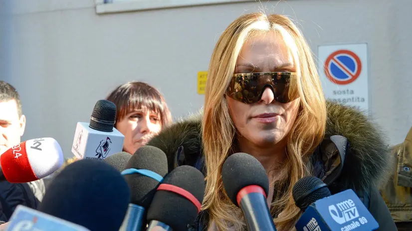 La criminologa Roberta Bruzzone prima dell'udienza della Corte d'Assise a Macerata a carico di Innocent Oseghale, 30enne pusher nigeriano accusato di stupro, omicidio, vilipendio e occultamento di cadavere ai danni di Pamela Mastropietro, 13 febbraio 2019. ANSA/FABIO FALCIONI