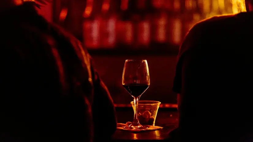 L'episodio è avvenuto all'interno di un bar