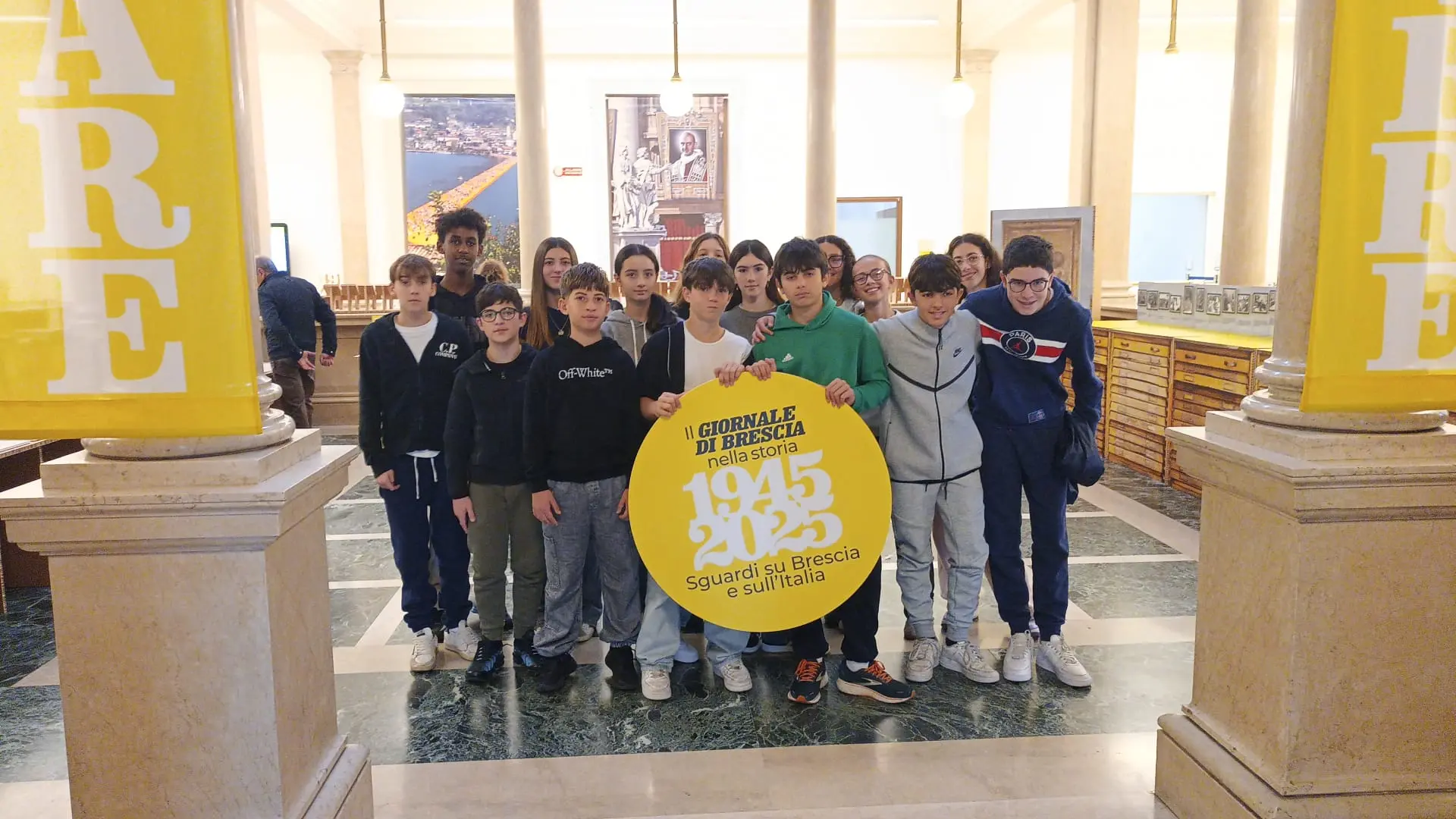 Le classi terze dell'Istituto Arici in visita alla mostra del GdB