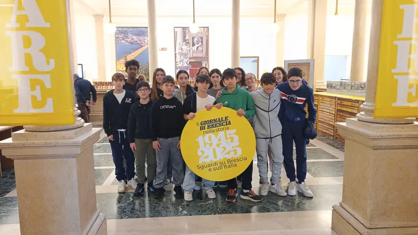 Le classi terze dell'Istituto Arici in visita alla mostra del GdB