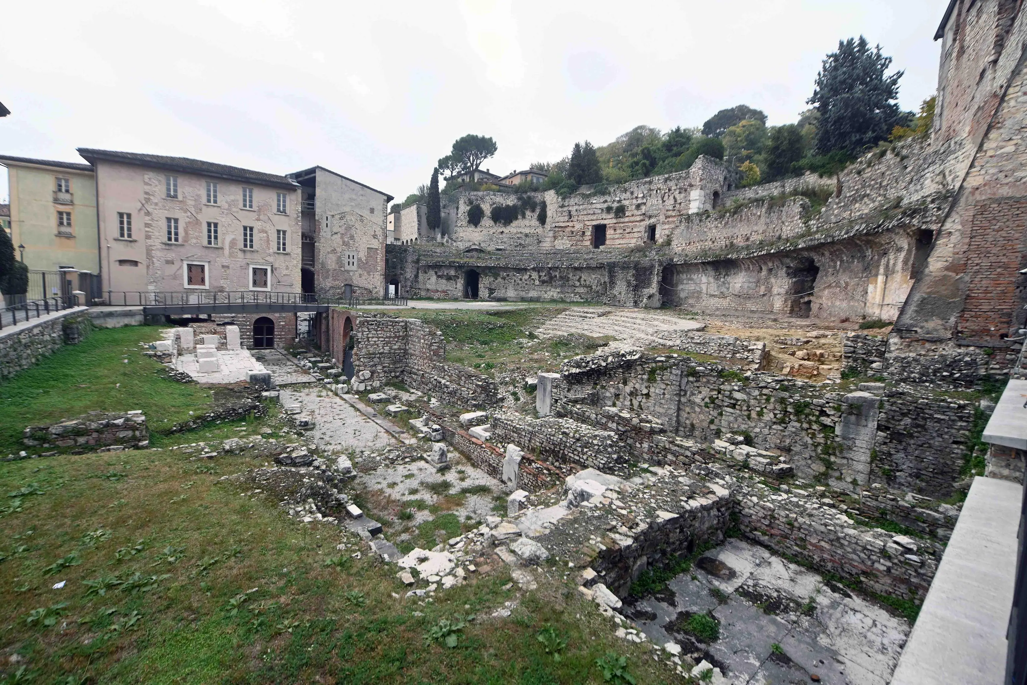 Teatro Romano, cominciano gli scavi archeologici