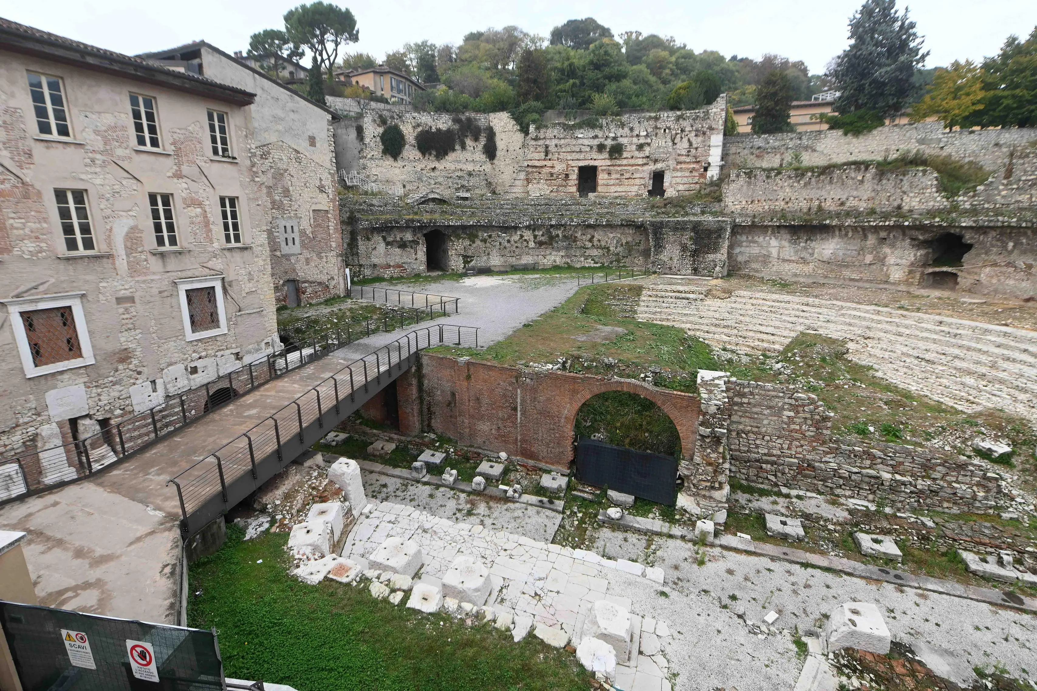Teatro Romano, cominciano gli scavi archeologici