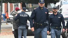 I controlli della Polizia di Stato in Stazione a Brescia