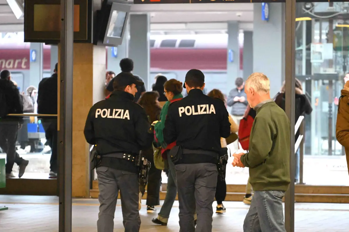 I controlli della Polizia di Stato in Stazione a Brescia