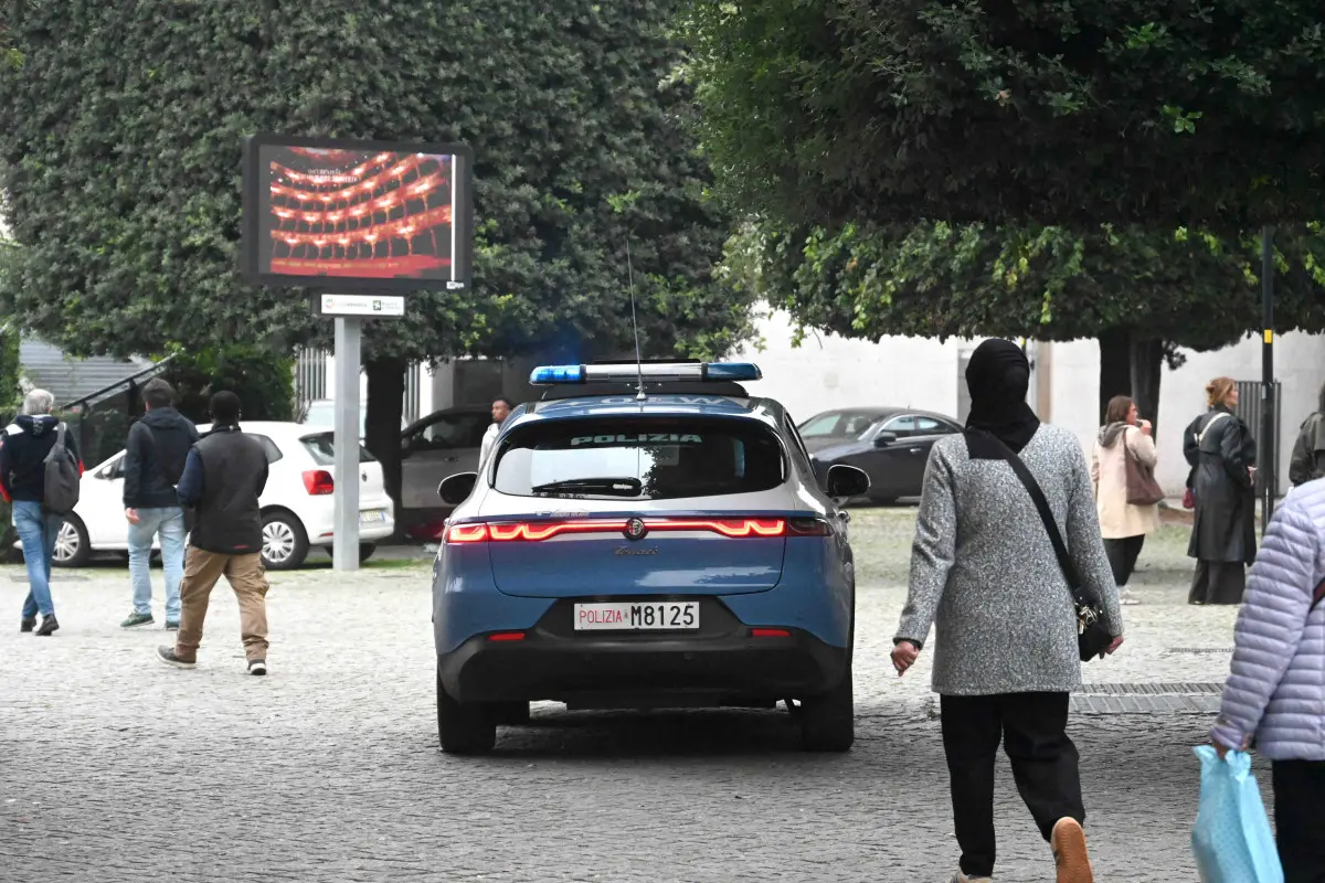 I controlli della Polizia di Stato in Stazione a Brescia