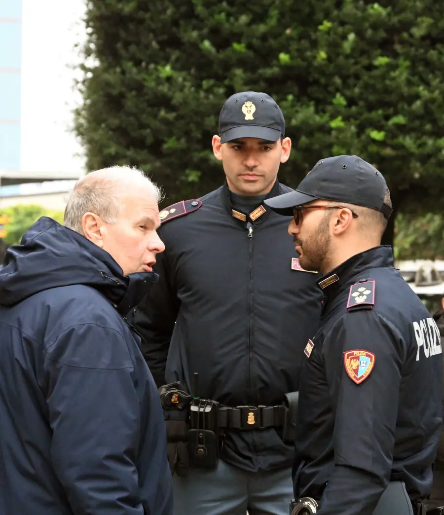 I controlli della Polizia di Stato in Stazione a Brescia