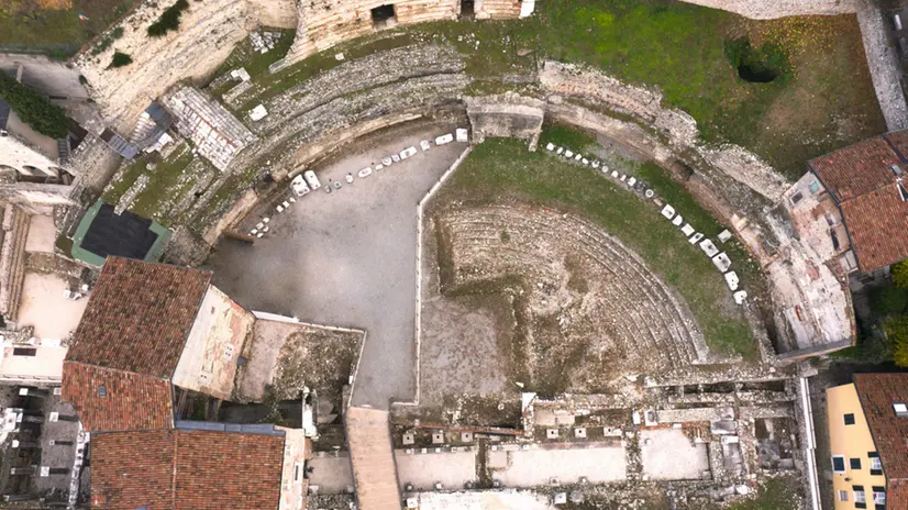 Il Teatro Romano di Brescia dall'alto