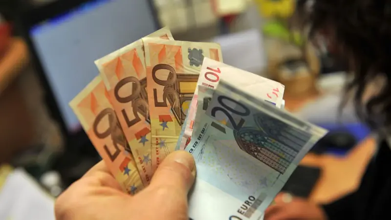 I soldi arrivano in Cina attraverso circuiti diversi