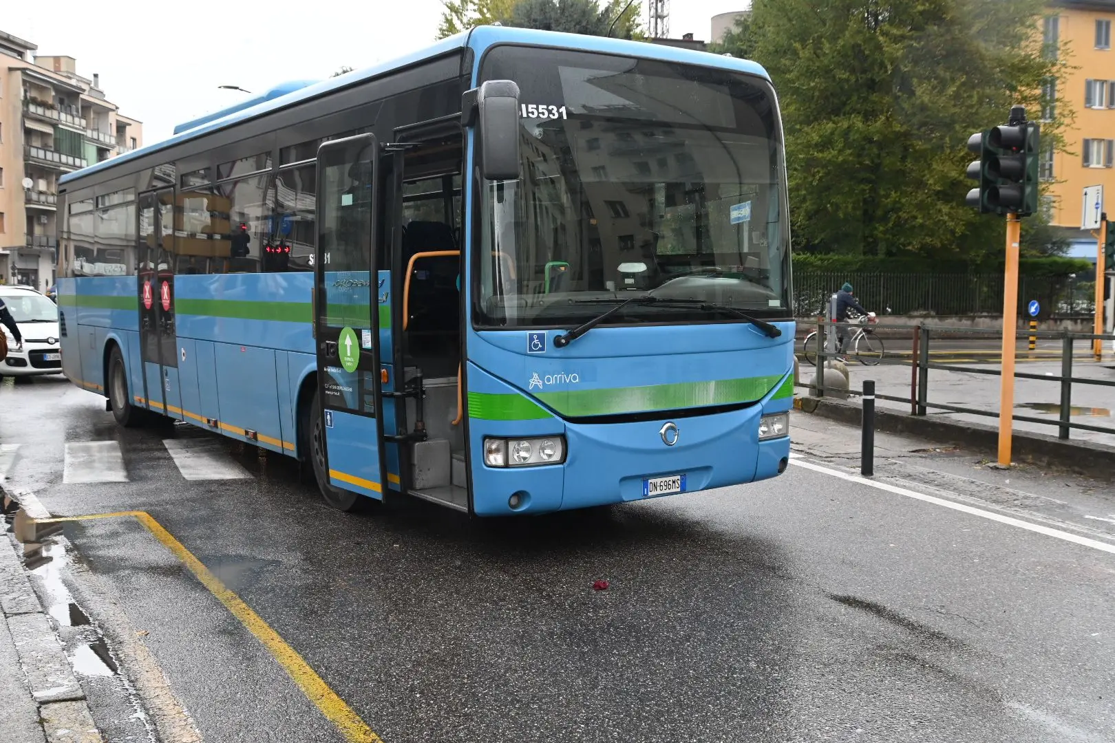 Donna investita all'incrocio tra via Zadei e via Cipani