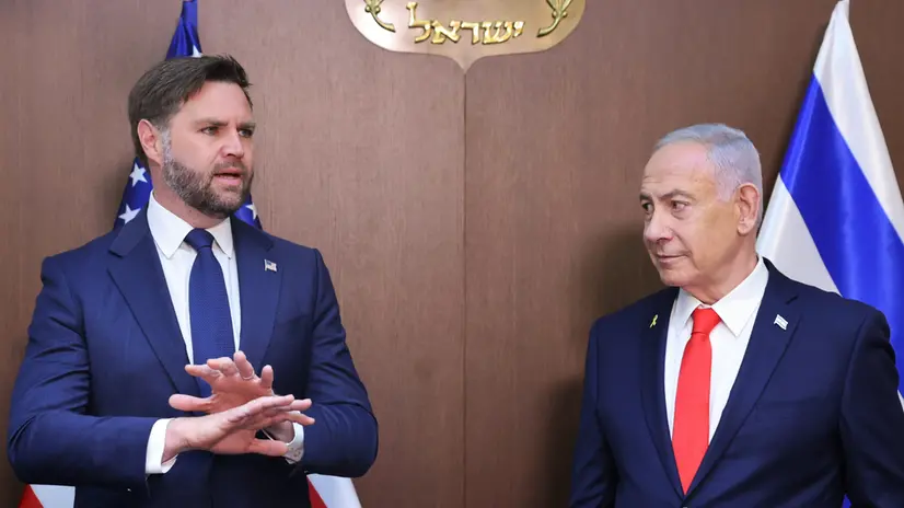 epa12472043 Israeli Prime Minister Benjamin Netanyahu (R) and US Vice President JD Vance during a meeting at the Prime Minister's Office in Jerusalem, 22 October 2025. EPA/MARC ISRAEL SELLEM / POOL