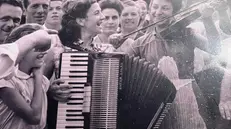 Musica in paese, uno degli scatti in mostra - © www.giornaledibrescia.it