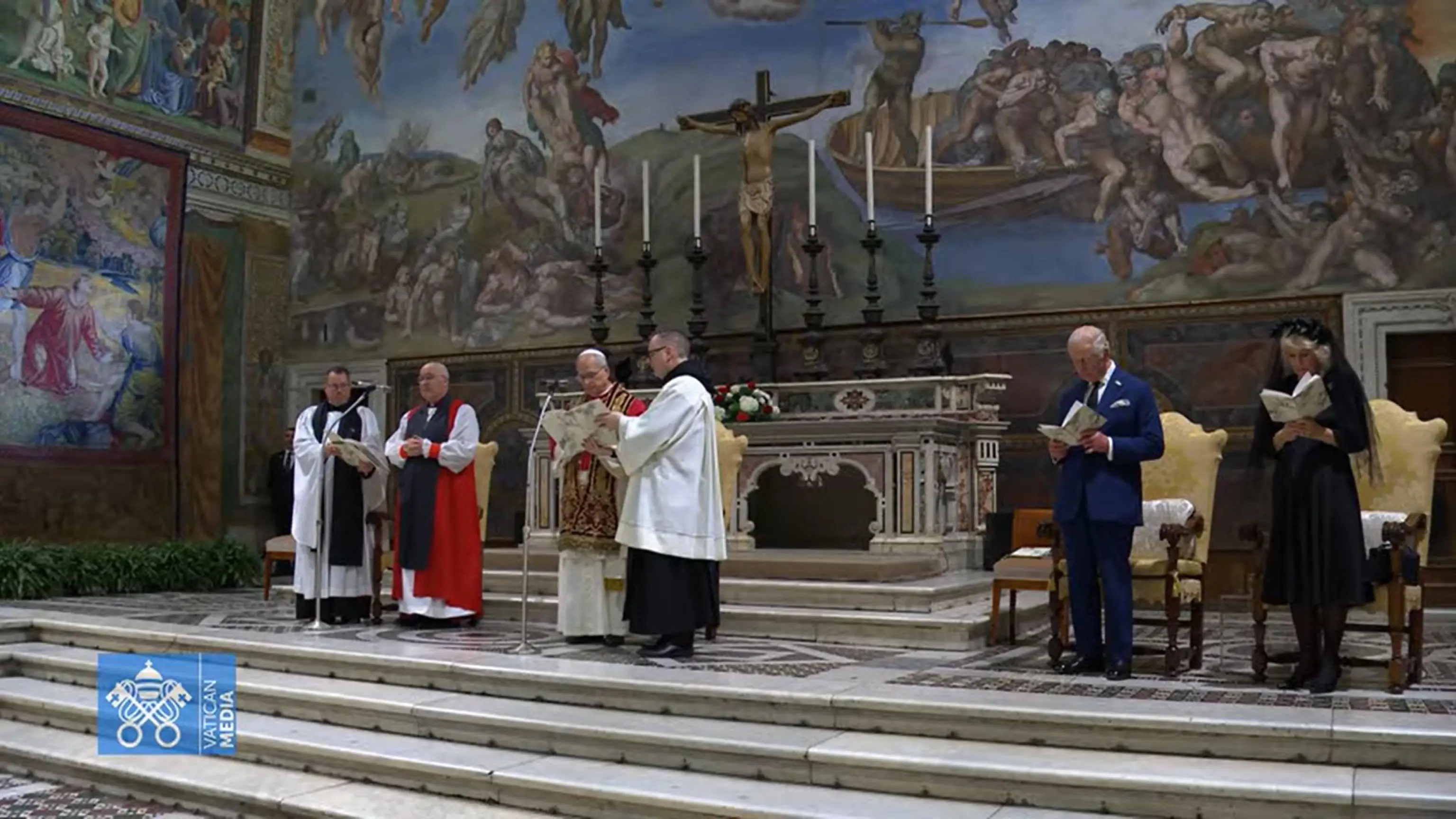 Papa Leone e re Carlo pregano insieme nella Cappella Sistina