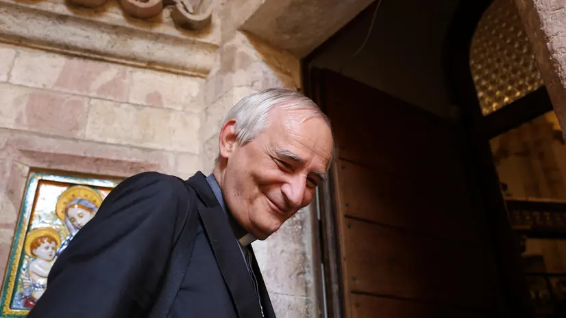 Il cardinale Zuppi stamani ad Assisi nella basilica di Santa Chiara