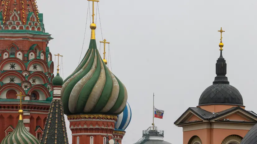 epa11240591 Russian President's Flag flies at half-mast above the Kremlin in Moscow, following a terrorist attack on the Crocus City hall concert venue, in Moscow, Russia, 24 March 2024. Russia started a day of national mourning for the victims of the terrorist attack in Crocus City Hall in Krasnogorsk. On 22 March, a group of gunmen attacked the Crocus City Hall in the Moscow region, Russian emergency services said. According to the latest data from the Russian Investigative Committee, 152 people died and more than 100 were hospitalized. On the morning of 23 March, the director of the Russian FSB, Alexander Bortnikov, reported to Russian President Vladimir Putin about the detention of 11 people, including all four terrorists directly involved in the terrorist attack. EPA/SERGEI ILNITSKY