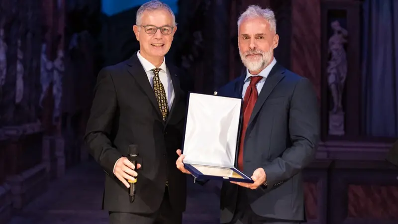 Il momento della premiazione - Foto tratta dai social