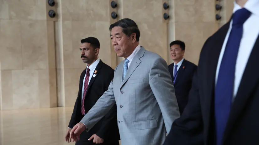 epa12480944 Chinese Vice Premier He Lifeng leaves a hotel during ongoing trade talks between the United States and China, in Kuala Lumpur, Malaysia, 25 October 2025, on the sidelines of the 47th Asean Summit and Related Summits. EPA/HOW HWEE YOUNG