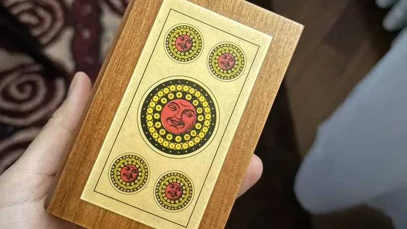 Un mazzo di carte piacentine di derivazione spagnola - © www.giornaledibrescia.it