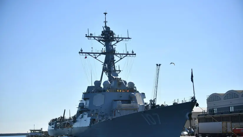 epa09997456 American guided-missile destroyer USS Gravely moored at the French Quay in Gdynia, Poland, 05 June 2022. According to a spokesperson for the Third Ship Flotilla, a tactical unit of the Polish Navy, the ship is visiting to resupply and also demonstration of NATO strength. The US ambassador to Poland, Mark Brzezinski, will visit the ship's crew next week. EPA/Adam Warzawa POLAND OUT