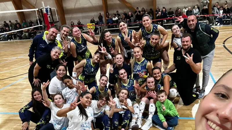 Selfie vittoria per il Torbole - © www.giornaledibrescia.it