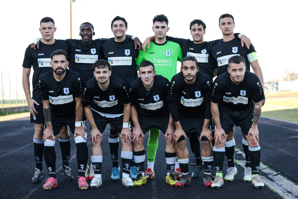 Seconda categoria, gli scatti di Real Leno-Azzurra Calvina