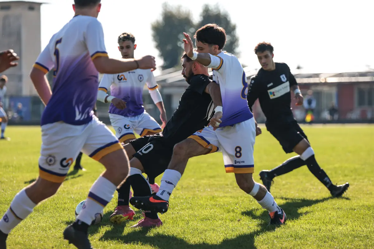 Seconda categoria, gli scatti di Real Leno-Azzurra Calvina