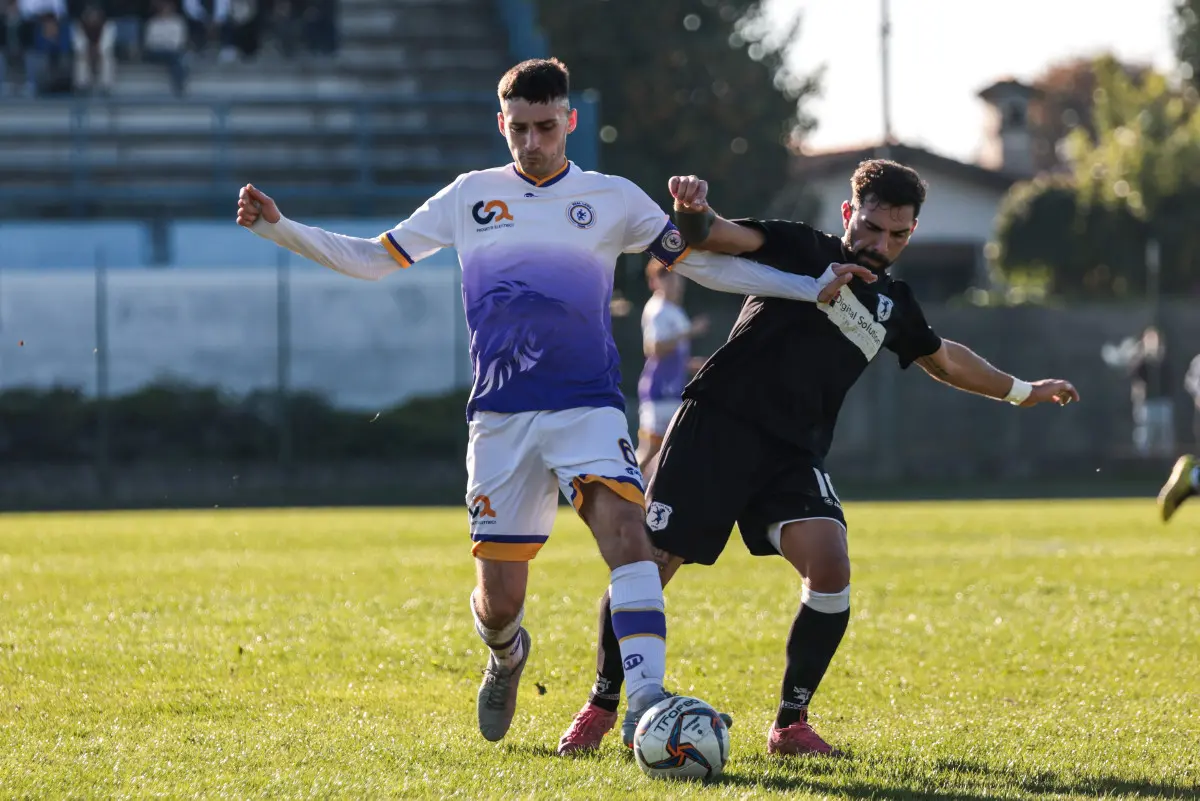 Seconda categoria, gli scatti di Real Leno-Azzurra Calvina