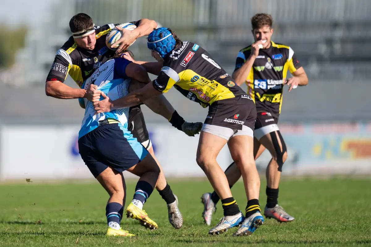 Rugby, gli scatti di Carpenedolo-Cus Torino