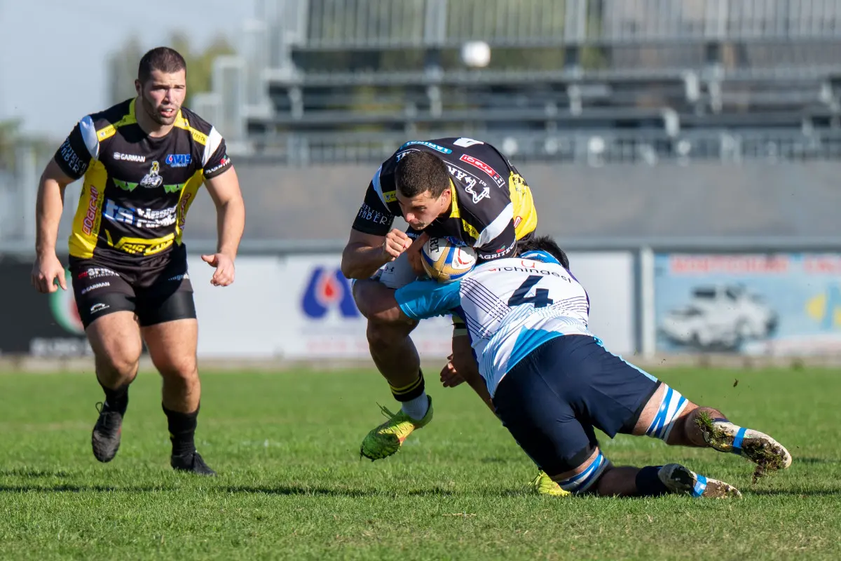 Rugby, gli scatti di Carpenedolo-Cus Torino