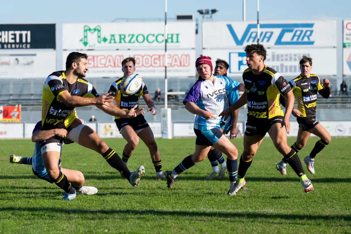 Rugby, gli scatti di Carpenedolo-Cus Torino