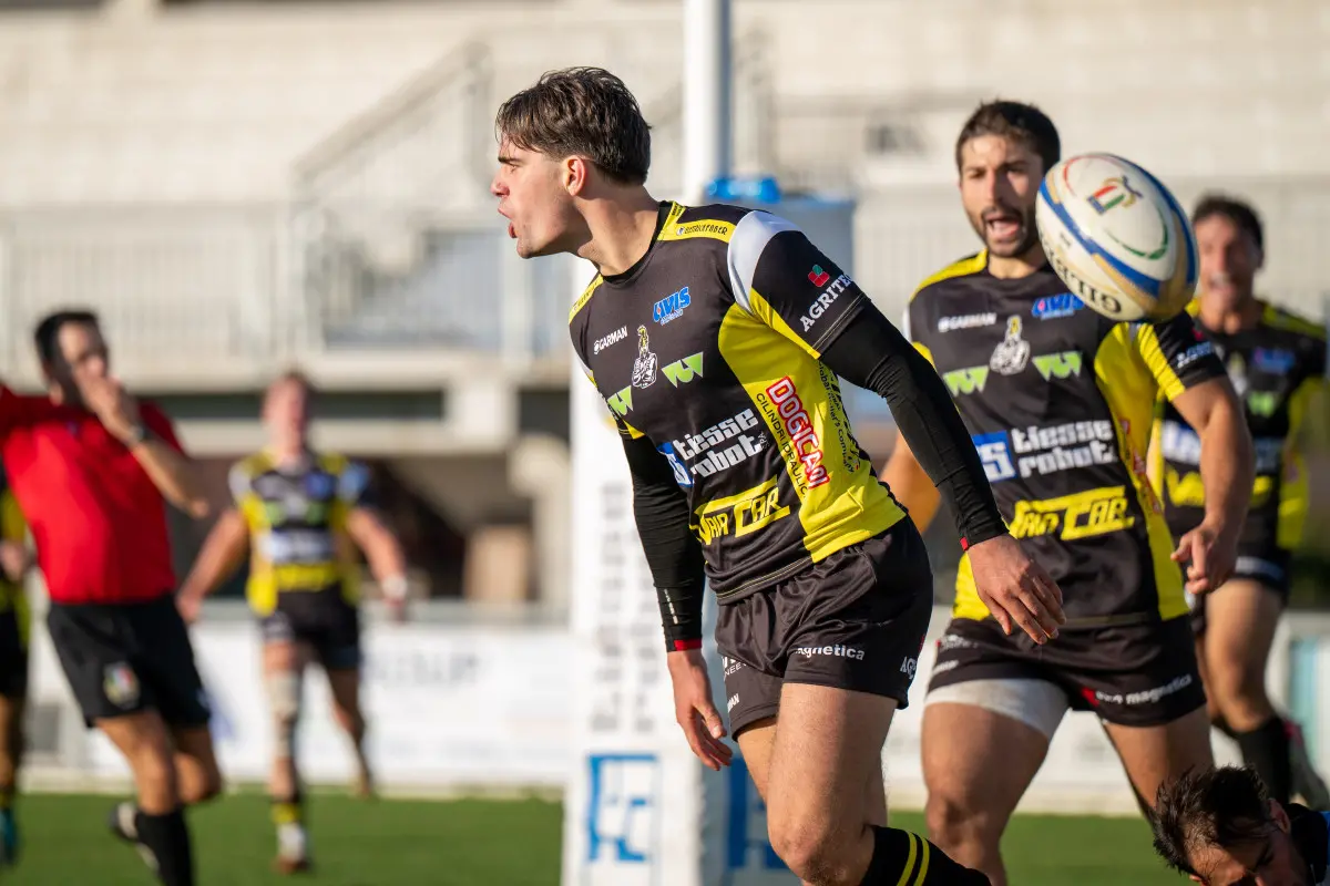 Rugby, gli scatti di Carpenedolo-Cus Torino