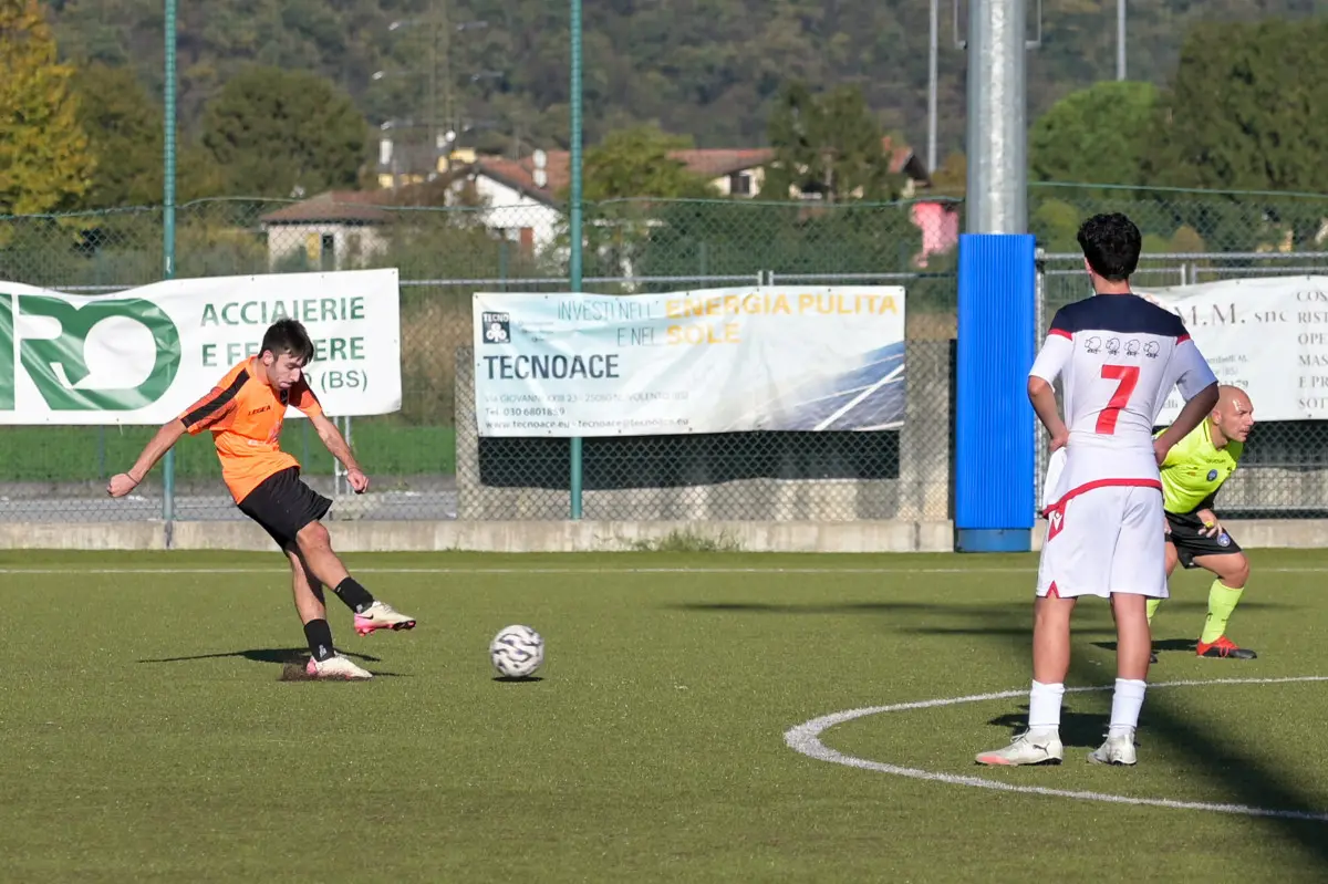 Seconda categoria, gli scatti di Team Out-Urago Mella