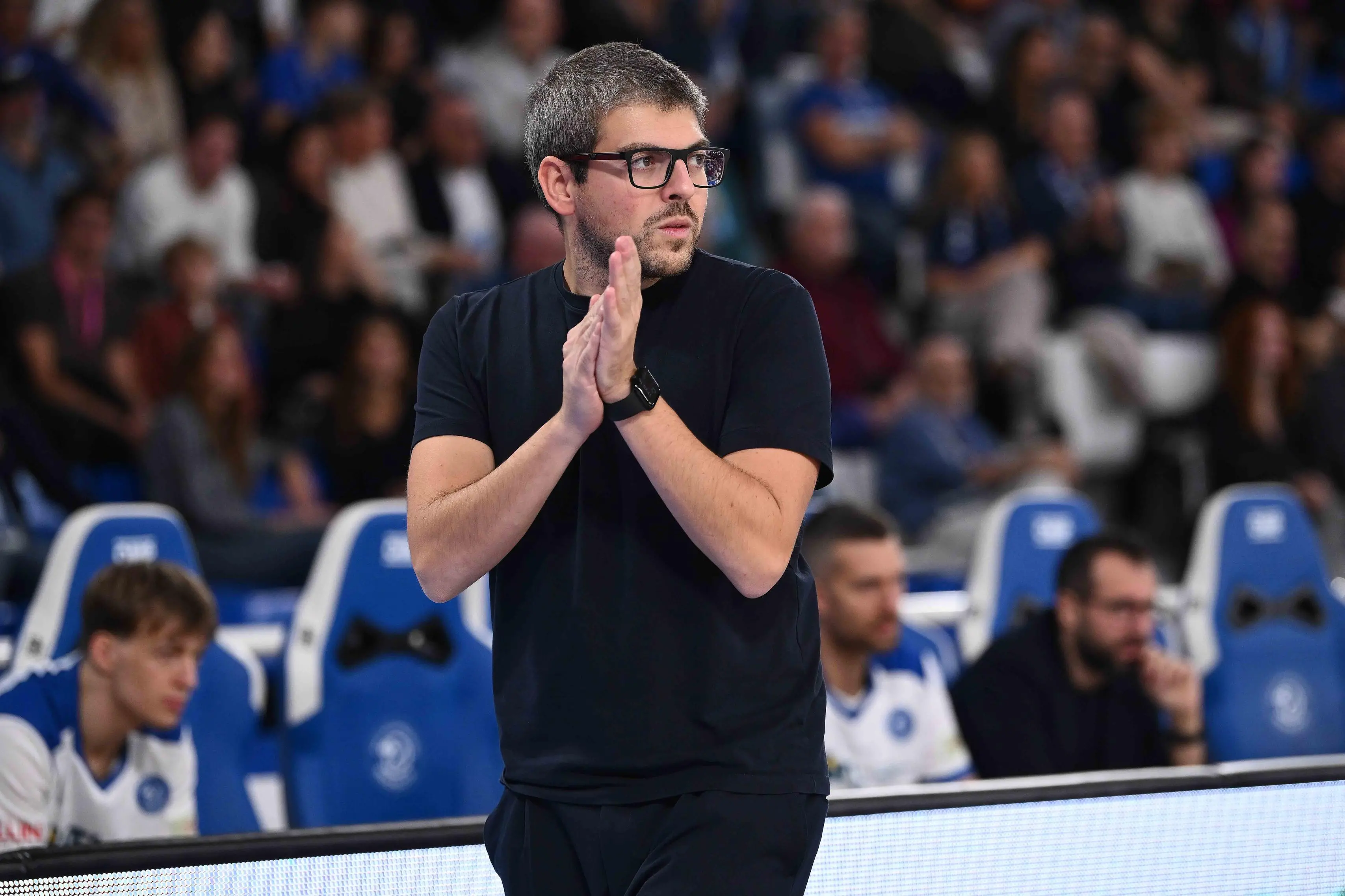 Basket, gli scatti di Germani-Cantù