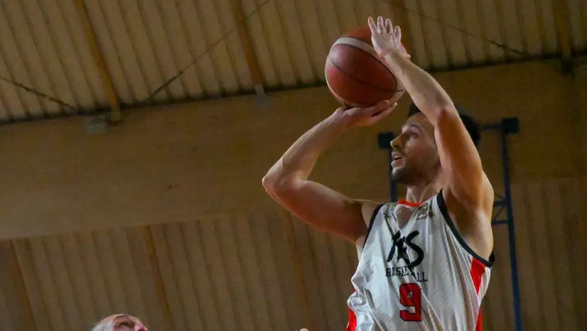 Marco Feroldi, autore di 11 punti per Sarezzo - © www.giornaledibrescia.it