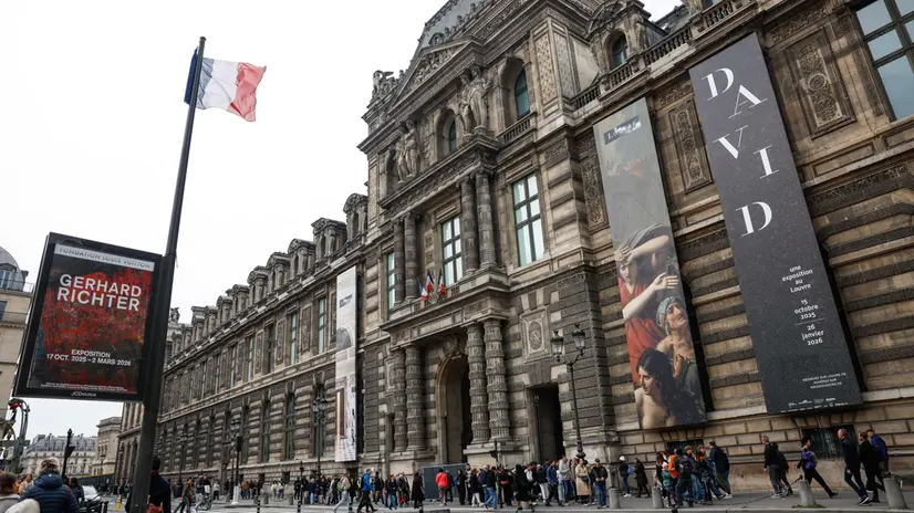 Il Louvre a Parigi - Foto Ansa © www.giornaledibrescia.it