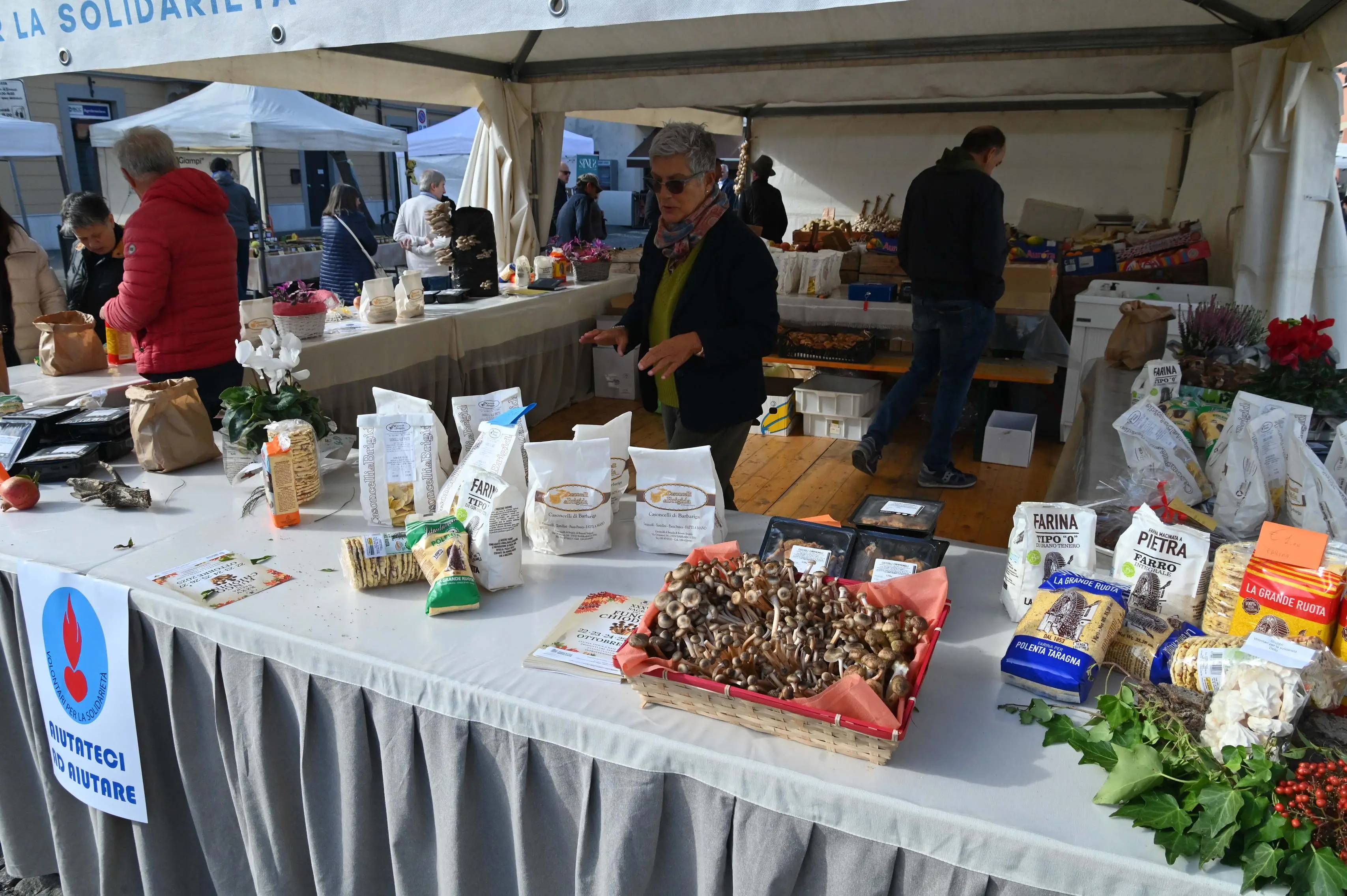 DELLO IN PIAZZA CON NOI  REDAZIONE PROVINCIA 26-10-2025  GABRIELE STRADA NEW EDEN GROUP