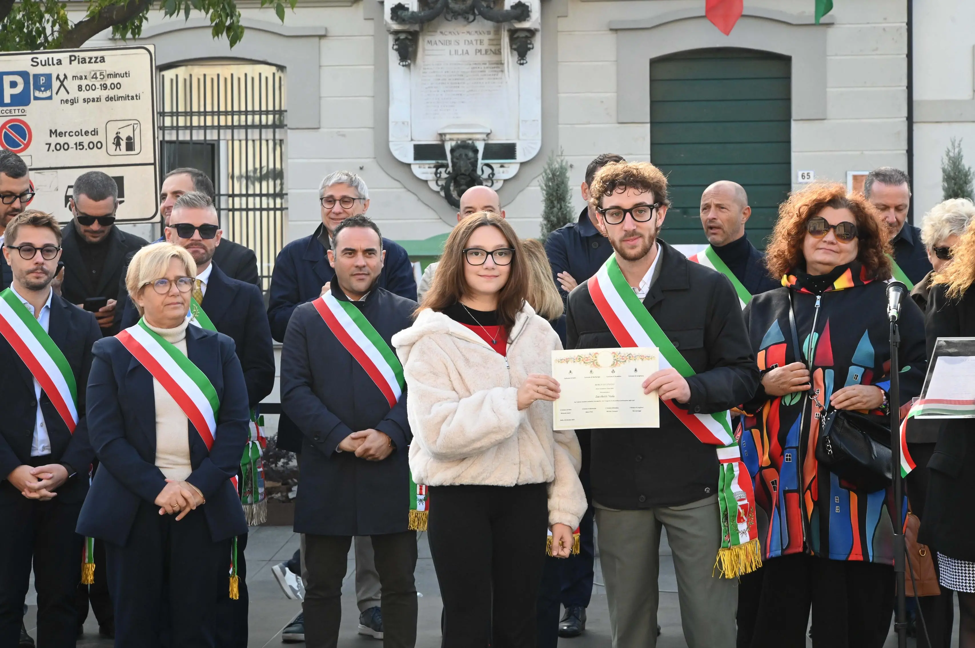 DELLO IN PIAZZA CON NOI  REDAZIONE PROVINCIA 26-10-2025  GABRIELE STRADA NEW EDEN GROUP