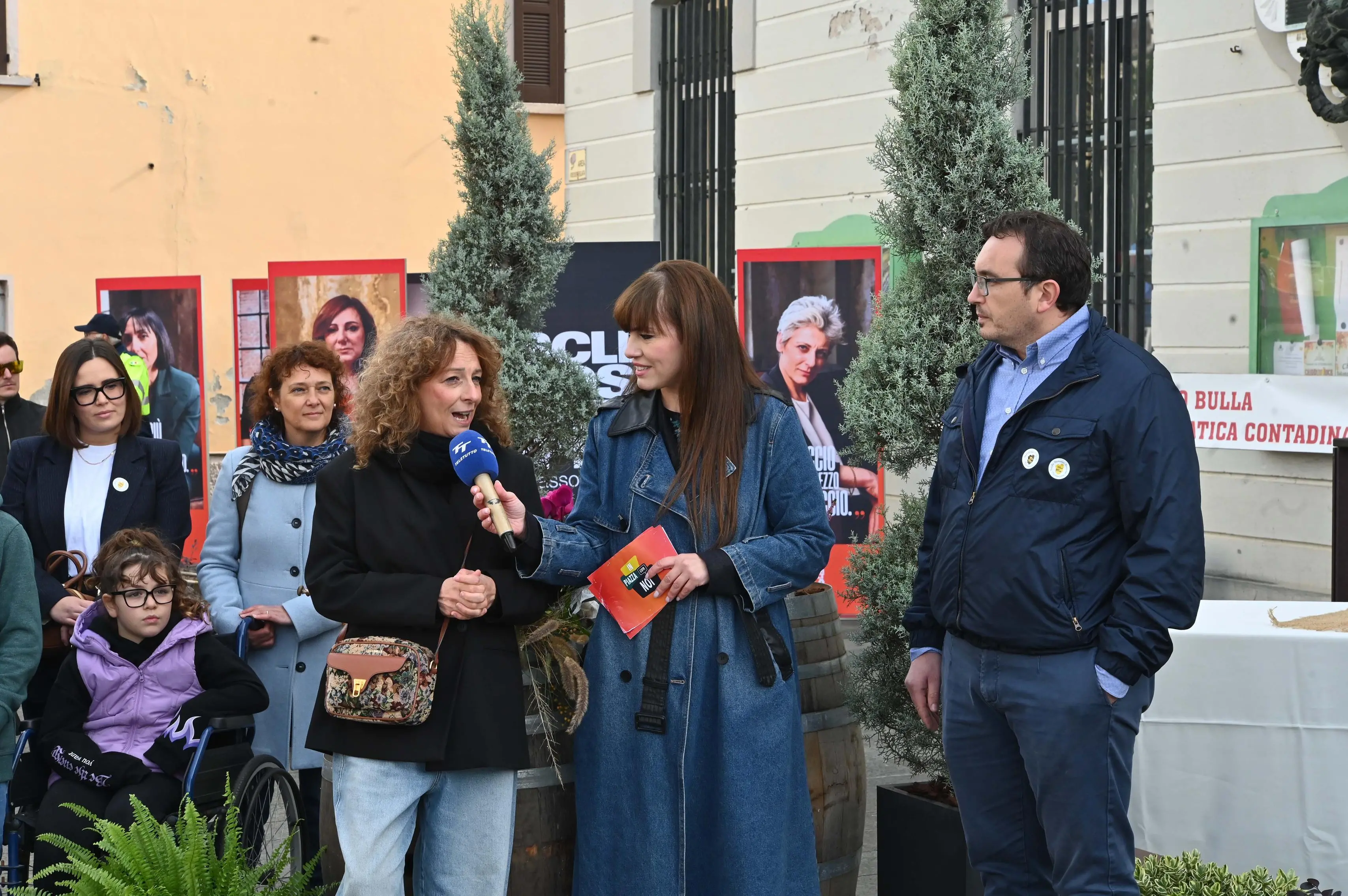 DELLO IN PIAZZA CON NOI  REDAZIONE PROVINCIA 26-10-2025  GABRIELE STRADA NEW EDEN GROUP