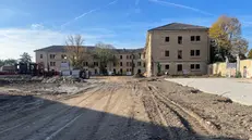 Come appare ora la ex caserma Papa - © www.giornaledibrescia.it