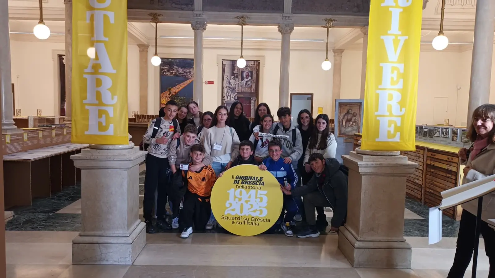 La 3A e la 3D delle medie di Marcheno in visita alla mostra del GdB