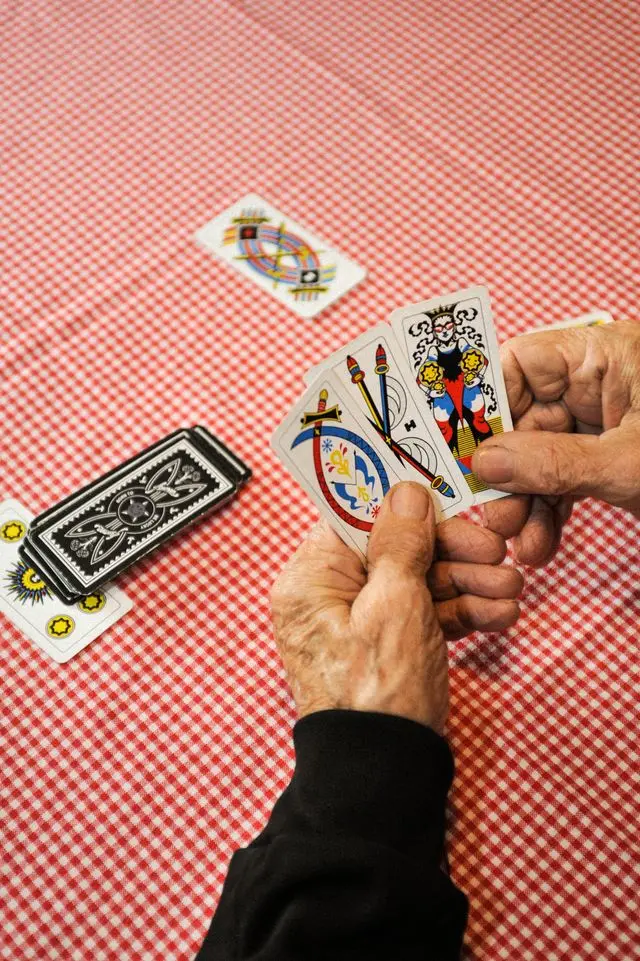 Le carte da briscola bresciane rivisitate da Human