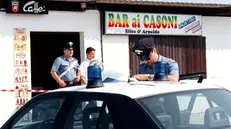 ROSOLINA MARE (Rovigo) 29/6/98: il Bar ai Casoni, nella spiaggia libera presso la foce dell' Adige, dove sono state trovate madre e figlia, la prima morta e la seconda in fin di vita. Le due donne gestivano il bar molto frequentato dai bagnanti (foto Marco Bruzzo/D-Day)
